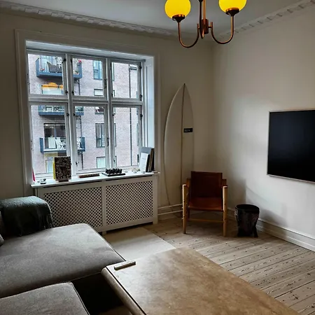 Elegant Frederiksberg Designer Lejlighed København