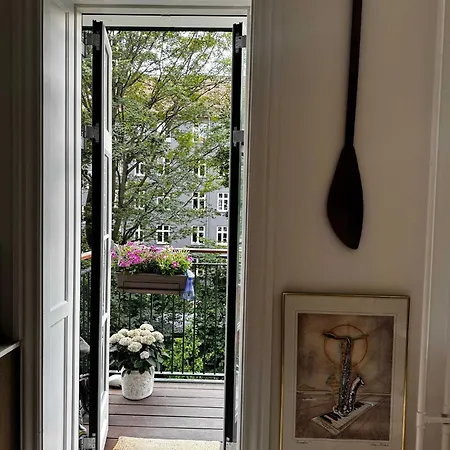 Elegant Frederiksberg Designer Appartement *
